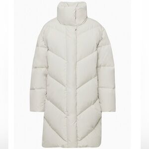 Aritzia Cloud Puff, Mid, Light Grey